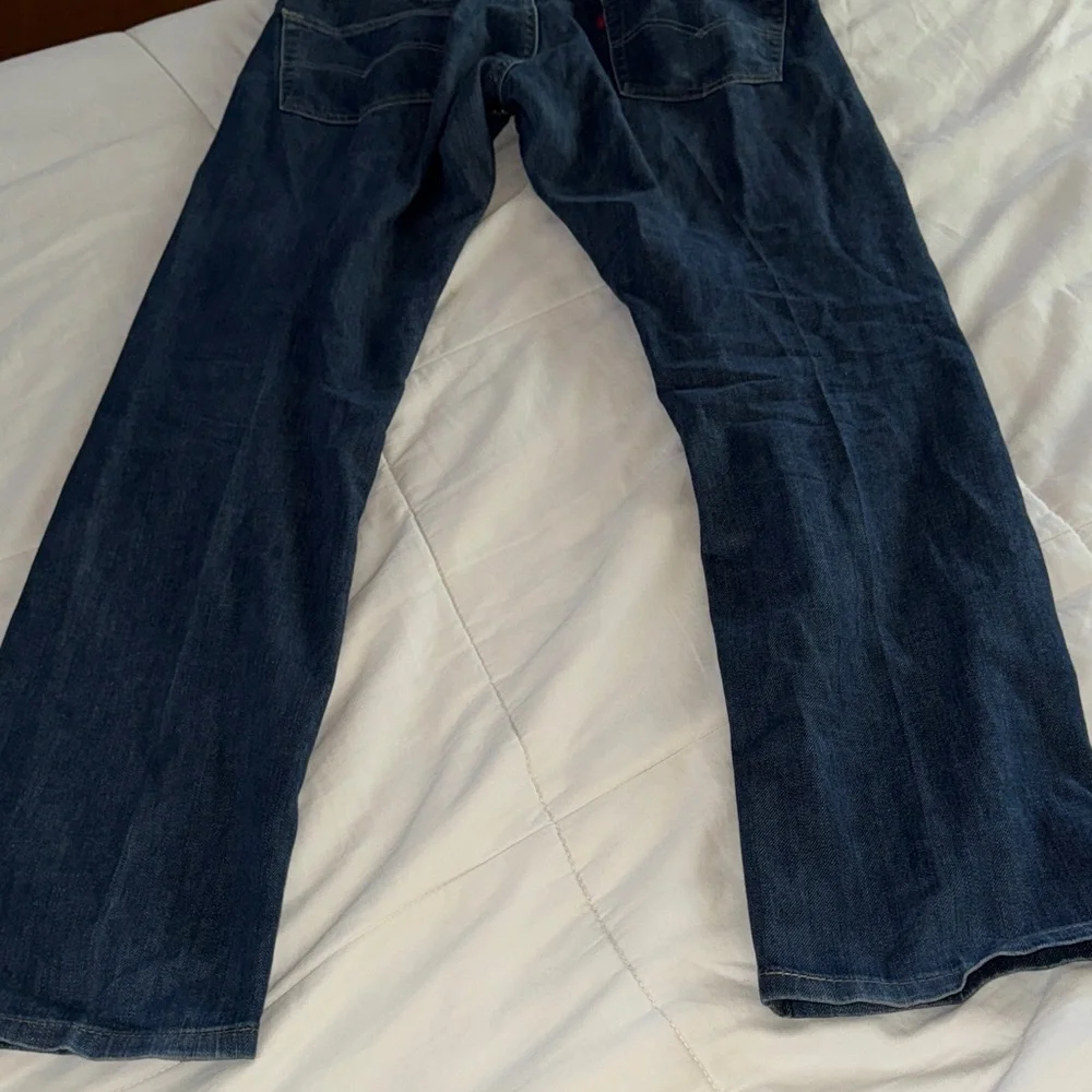 Levi’s 513 Men's Classic Dark-wash Straight Jeans size 30x30